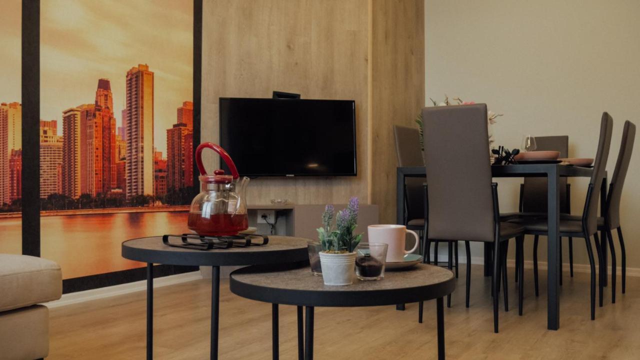 Newly Renovated Apartment Tirana Buitenkant foto